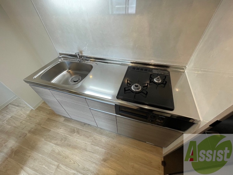 キッチン　キッチンです。一人暮らしなら十分な大きさですね。