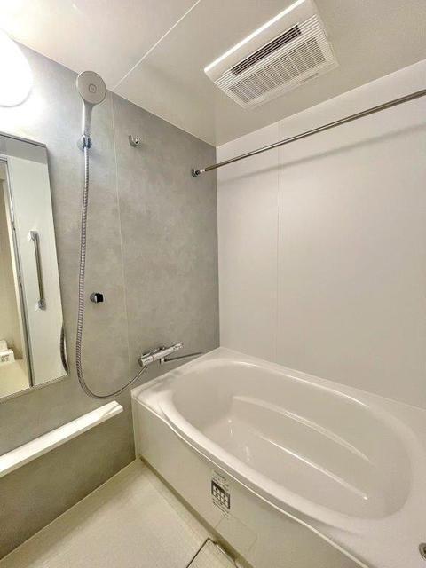 バス・シャワールーム　浴室