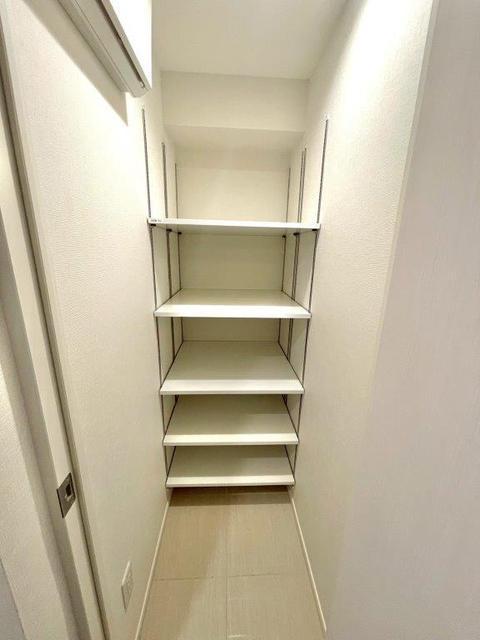 収納　シューズインクローゼット