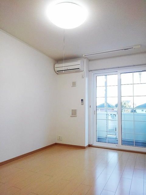 居室・リビング　☆9.3帖☆