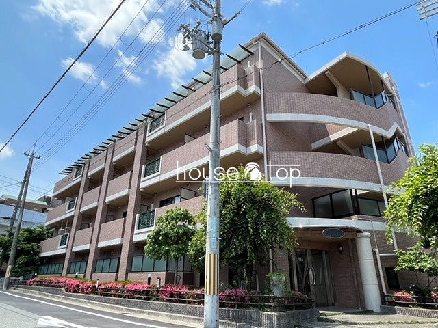 建物外観　オートロック・宅配ＢＯＸ・エレベーター完備