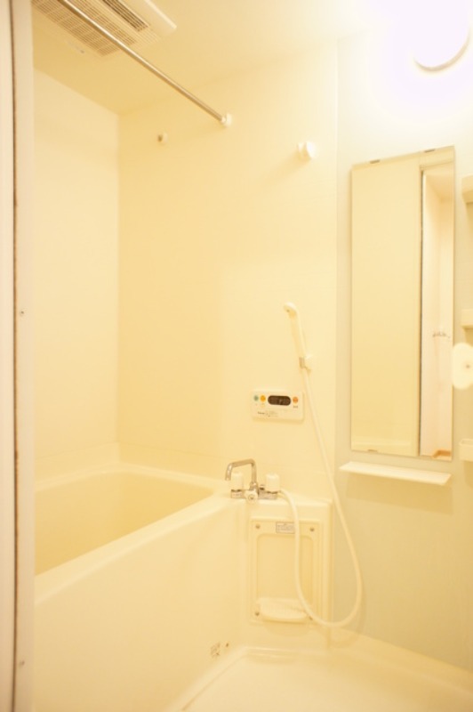 バス・シャワールーム　図面と現状に相違がある場合には現状を優先