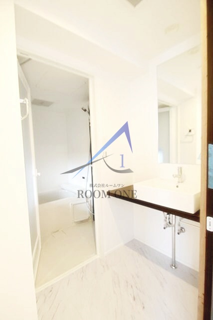 洗面設備　洗面台です。