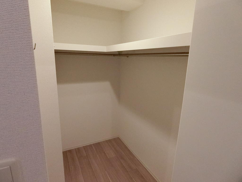 収納　ウォークインクローゼット♪
