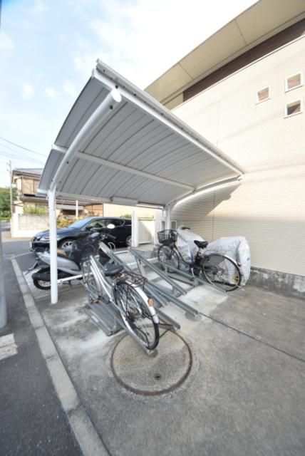 その他　★屋根付き駐輪場★