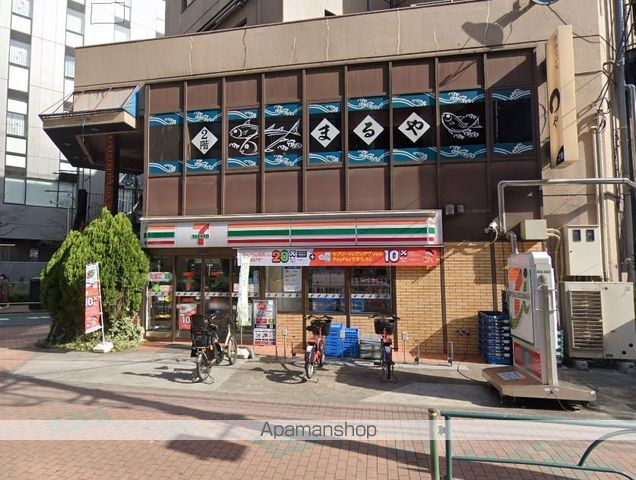 コンビニ　セブンイレブン（コンビニ）まで802m