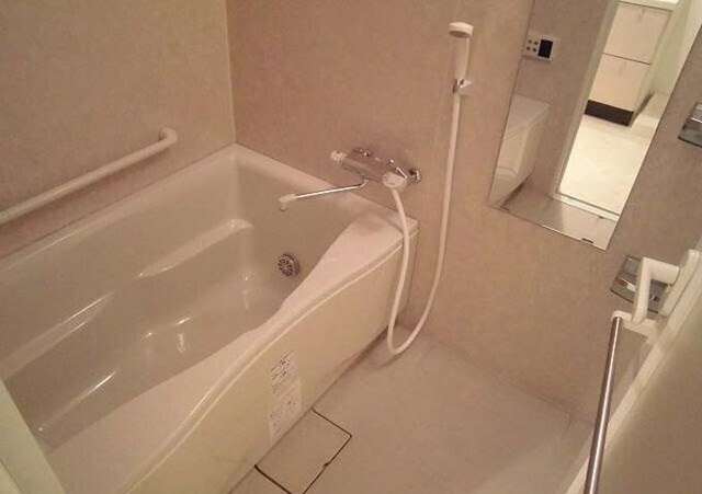 バス・シャワールーム　バス※別部屋参考写真