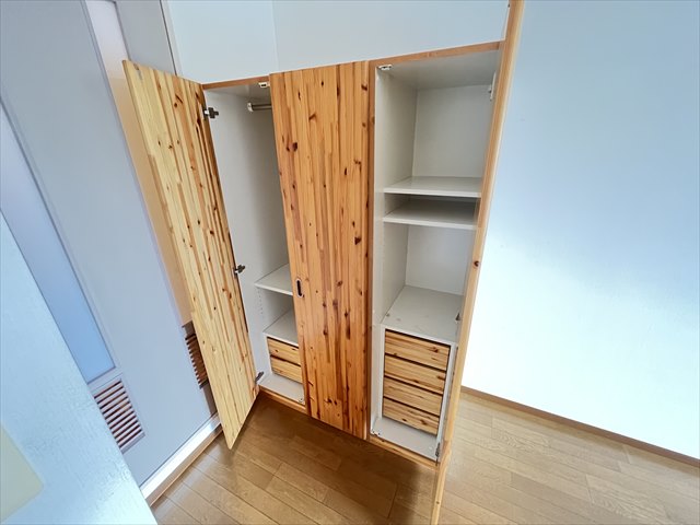 収納　収納箪笥