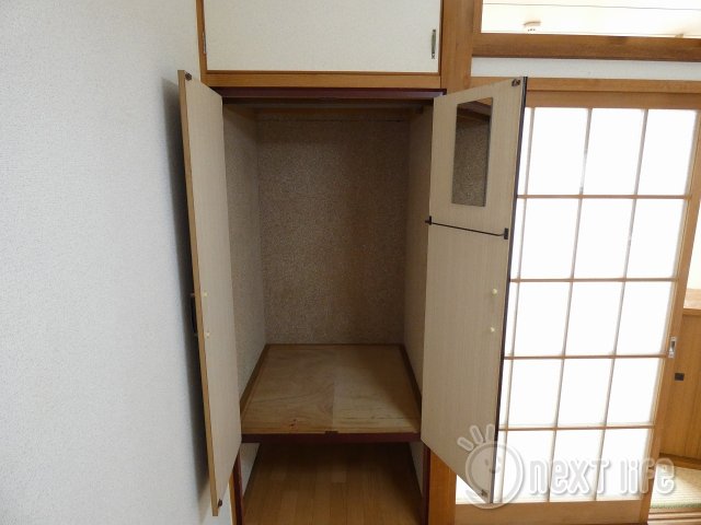 収納　メゾン丘