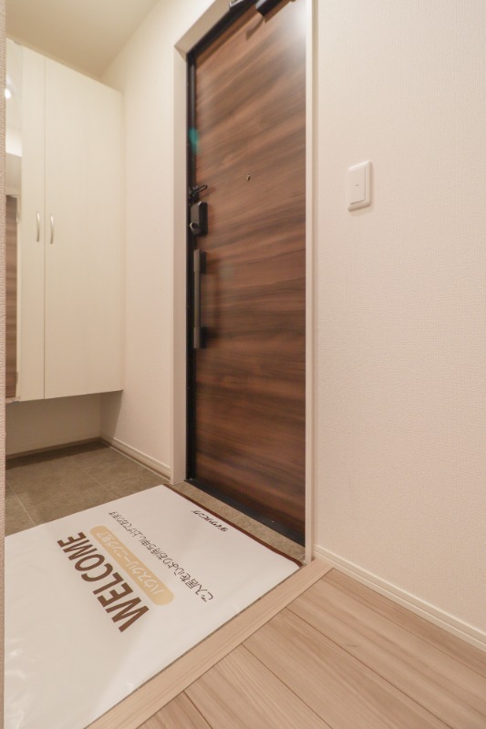 玄関　図面と現状に相違がある場合には現状を優先