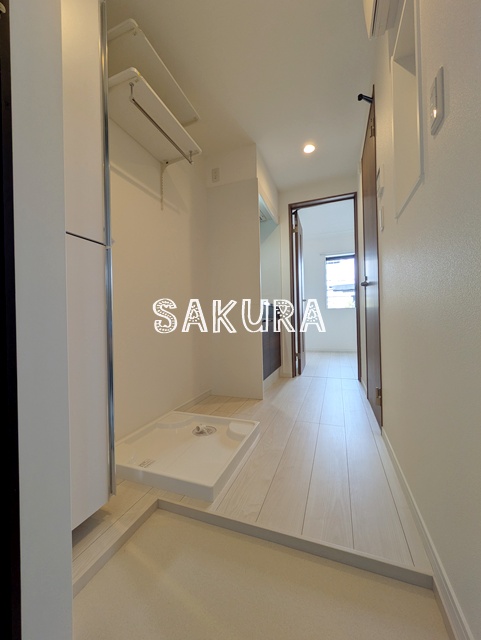 玄関　収納豊富なシューズボックスです♪