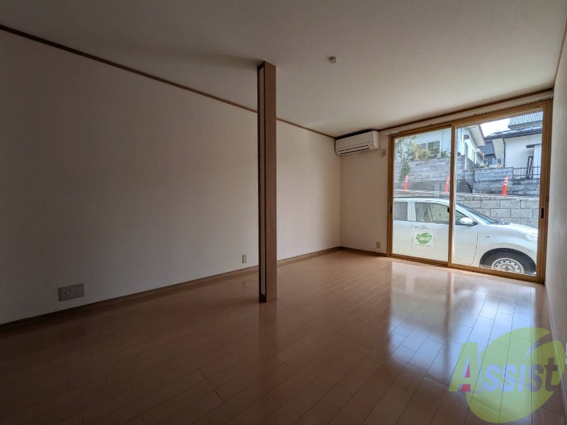 その他部屋・スペース　洋室は８帖あって柱もありましたが気にならない広さでした。