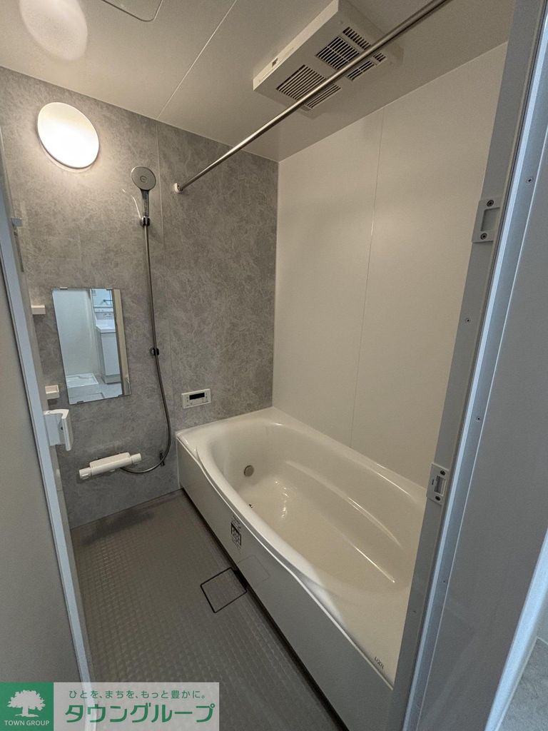バス・シャワールーム　バス