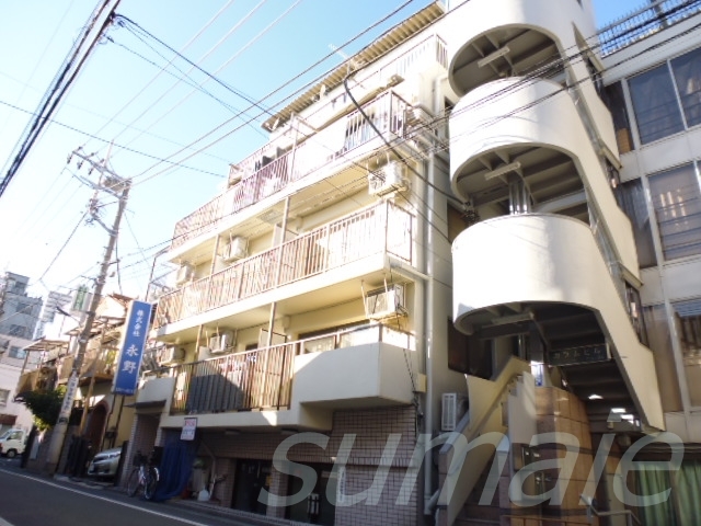 建物外観　日当たりのいいお部屋ですよ。