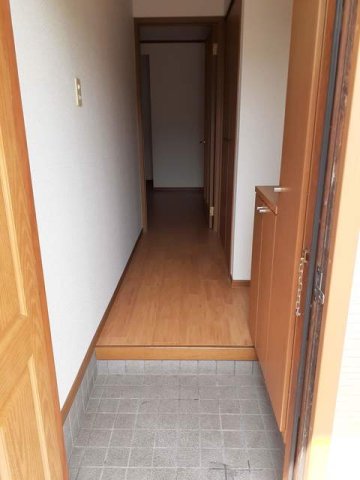 玄関　シンプルで使いやすい玄関です