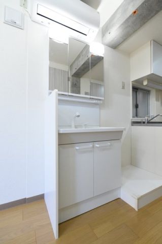 洗面設備　☆嬉しい独立洗面台☆