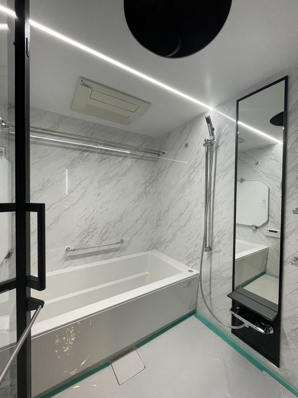 バス・シャワールーム　別部屋参考写真
