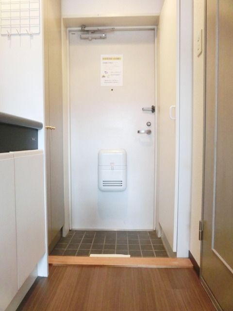 玄関　玄関