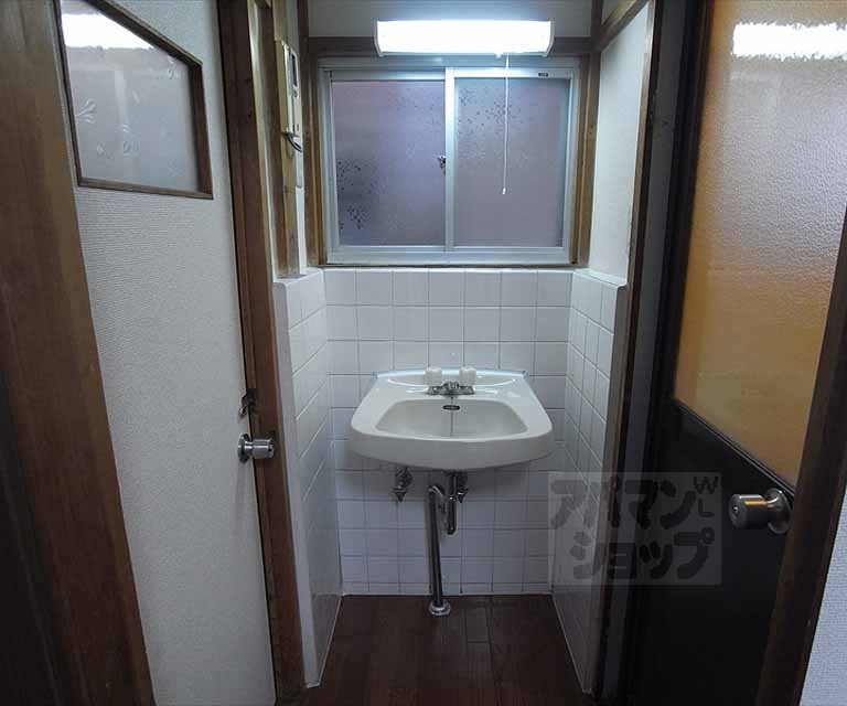 洗面設備　洗面所です