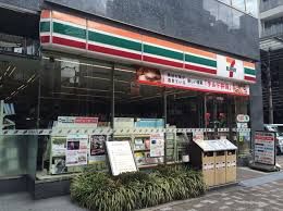 コンビニ　セブンイレブン 日本橋蛎殻町店（コンビニ）まで64m