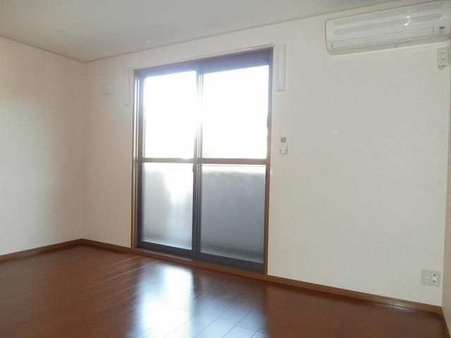 居室・リビング　洋室7.9帖の広いお部屋です