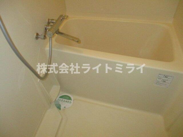 バス・シャワールーム　?