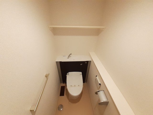 トイレ　コンパクトで使いやすいトイレです