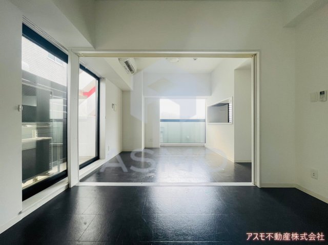 居室・リビング　同マンション別部屋　参考写真