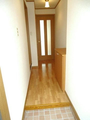 玄関　ゆったりとした玄関です