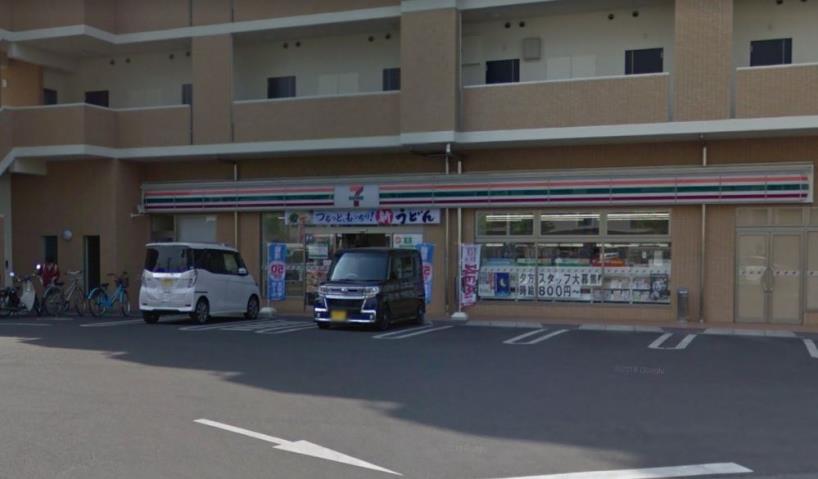 コンビニ　セブンイレブン（コンビニ）まで2m