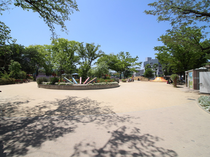 公園　鮫洲運動公園（公園）まで700m