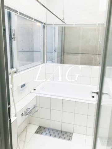 バス・シャワールーム　お風呂です。