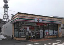 コンビニ　セブンイレブン 秋田山王1丁目店（コンビニ）まで315m