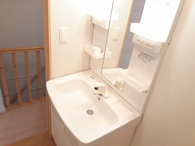 洗面設備　洗面所です