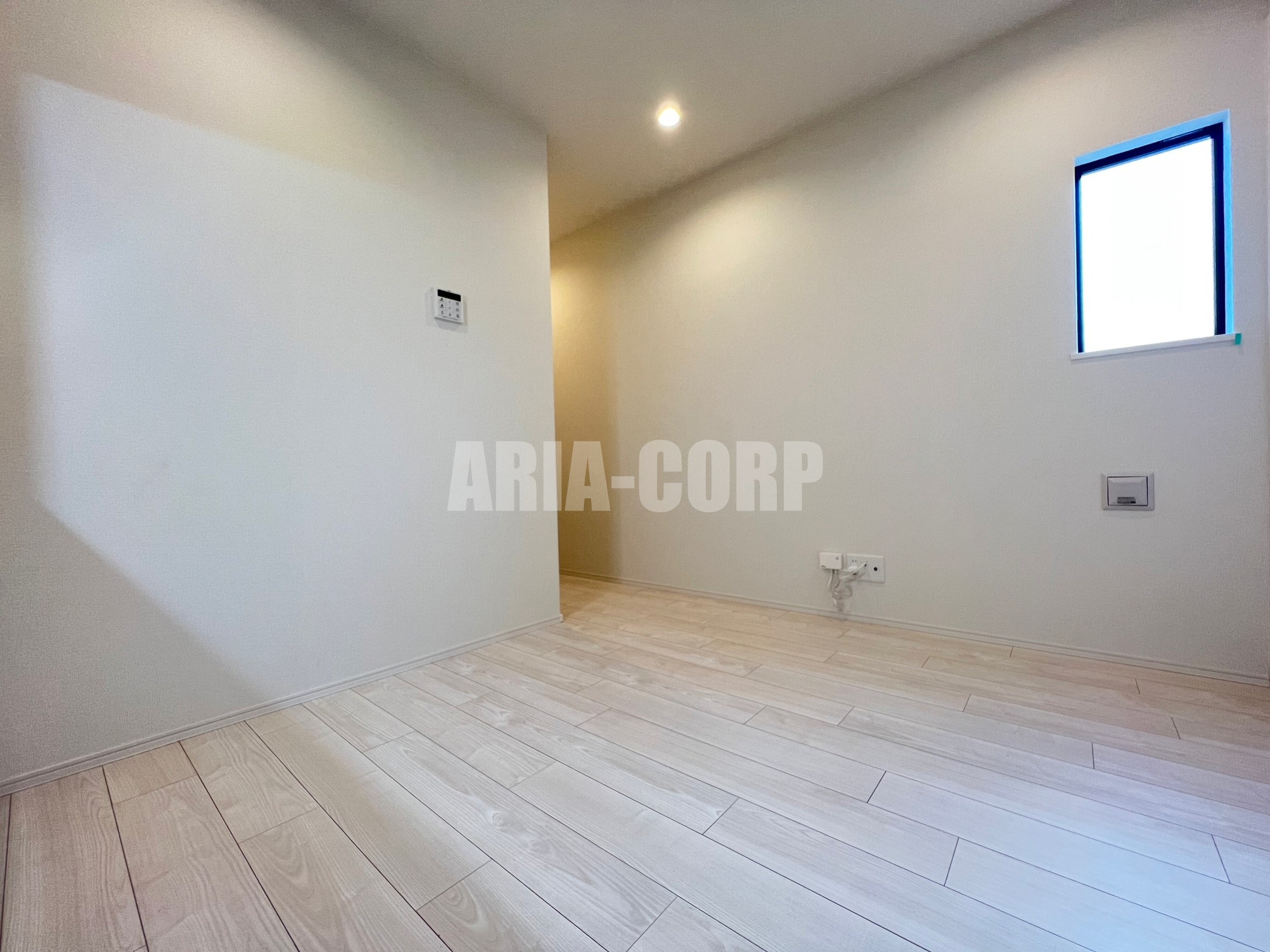 居室・リビング　白を基調とした統一感あるお部屋です！