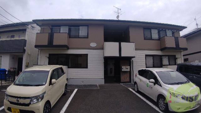 建物外観　多賀城市高橋４「ロイヤルビレッジＹｓ　２」