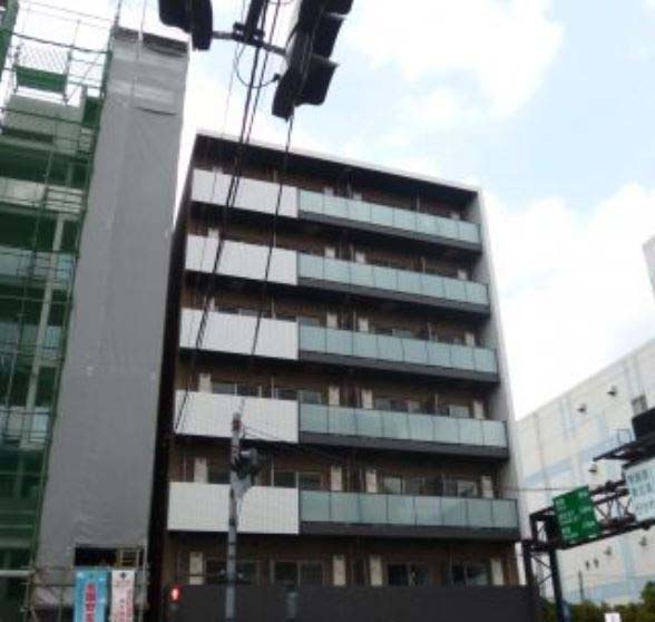建物外観　★外壁タイル張り、重厚感のある外観★