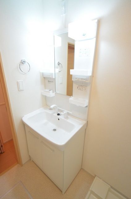 洗面設備　☆忙しい朝晩の強い味方☆