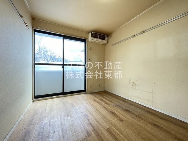 居室・リビング　南向きなので暖かな日差しが入りますね♪