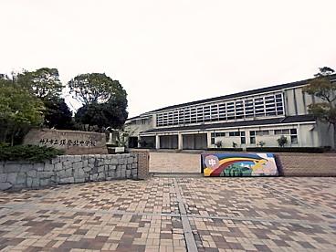 中学校　神戸市立須磨北中学校（中学校）まで1254m