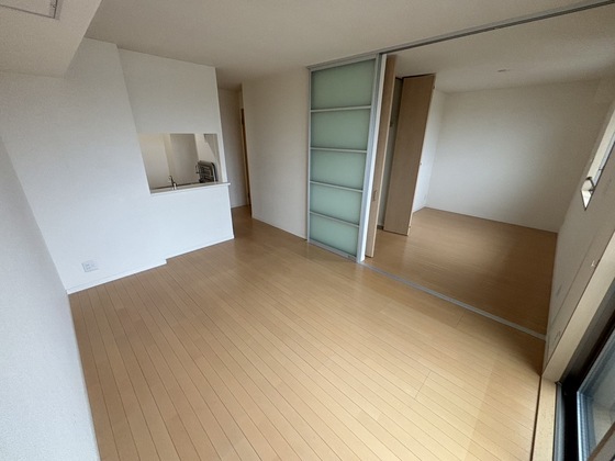 居室・リビング　※別部屋の写真です