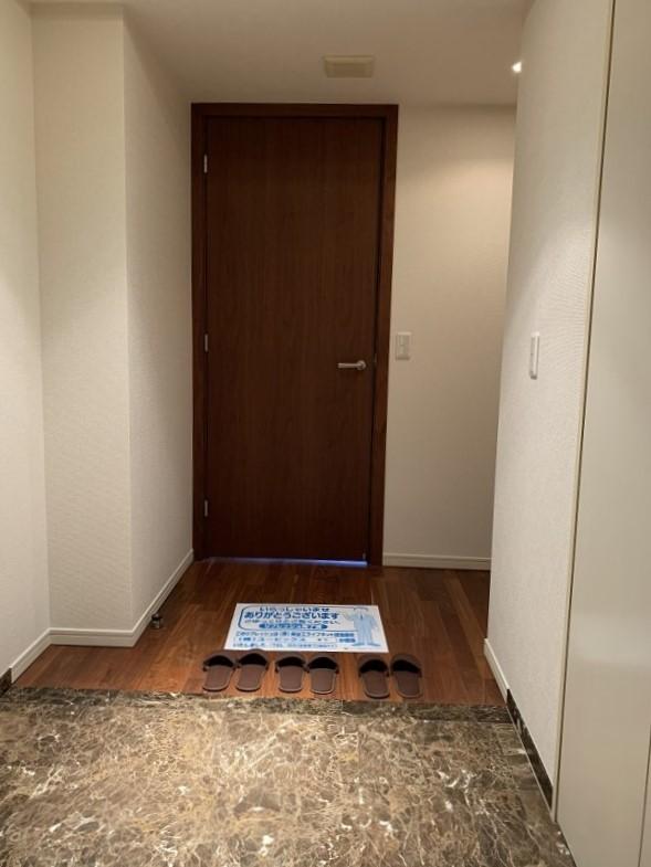 玄関　玄関