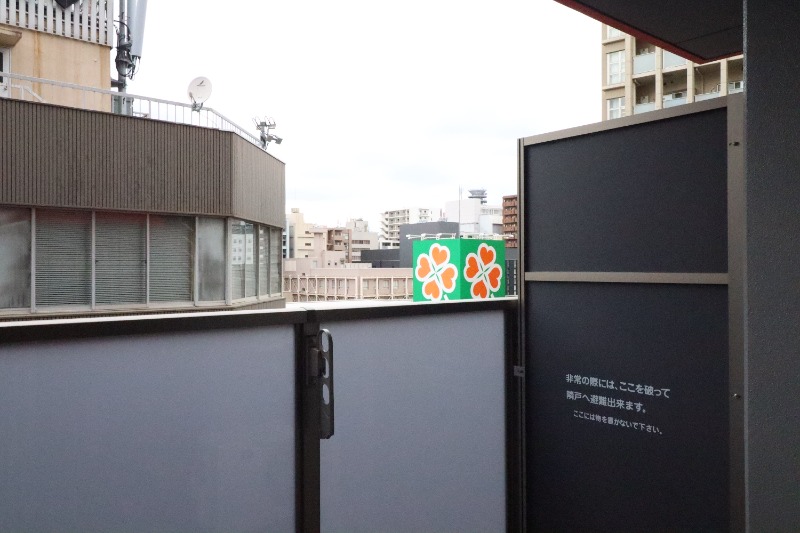 バルコニー