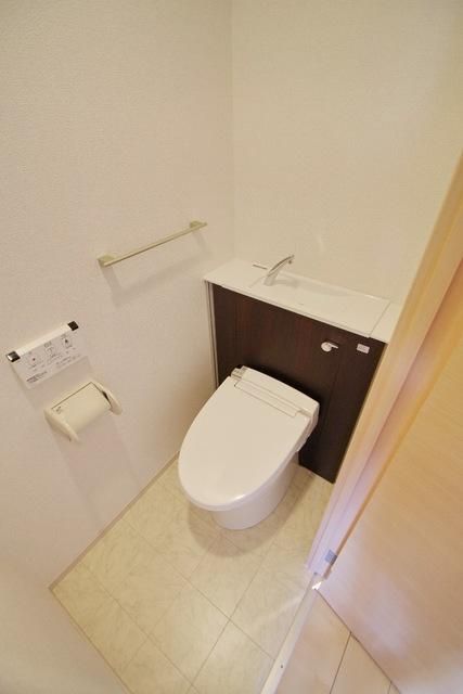 トイレ　★ウォシュレット機能付きです★