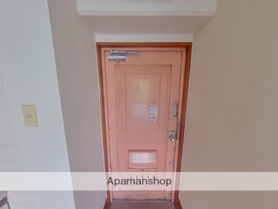 ゴールデン東海の玄関写真
