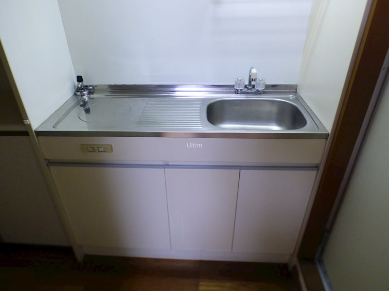 キッチン　別部屋のお写真です。ご参考までに！