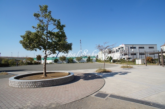 公園　北新横浜公園（公園）まで660m