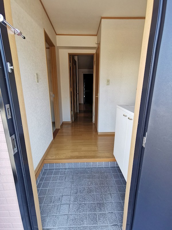 玄関　現況優先