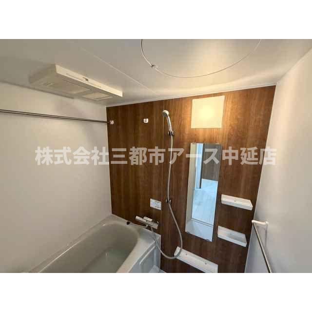 バス・シャワールーム　ＬＵＯＲＥ千鳥町