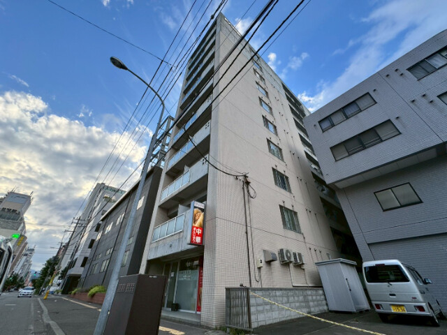 建物外観　札幌市中央区南５条「フェイス」